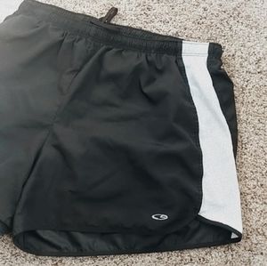 Champion / athletic shorts